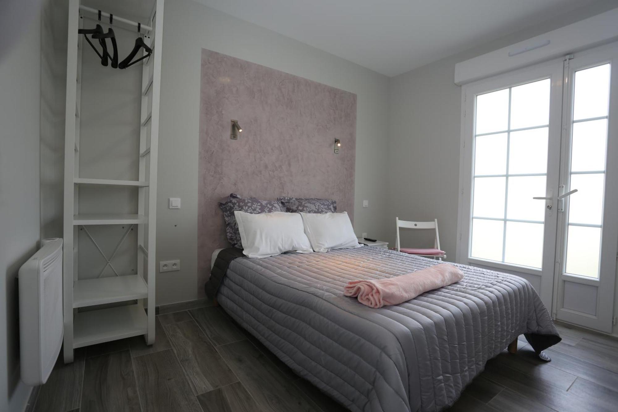 Le Merle Blanc Hotel
